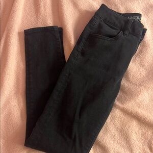 american eagle black skinny jeans!